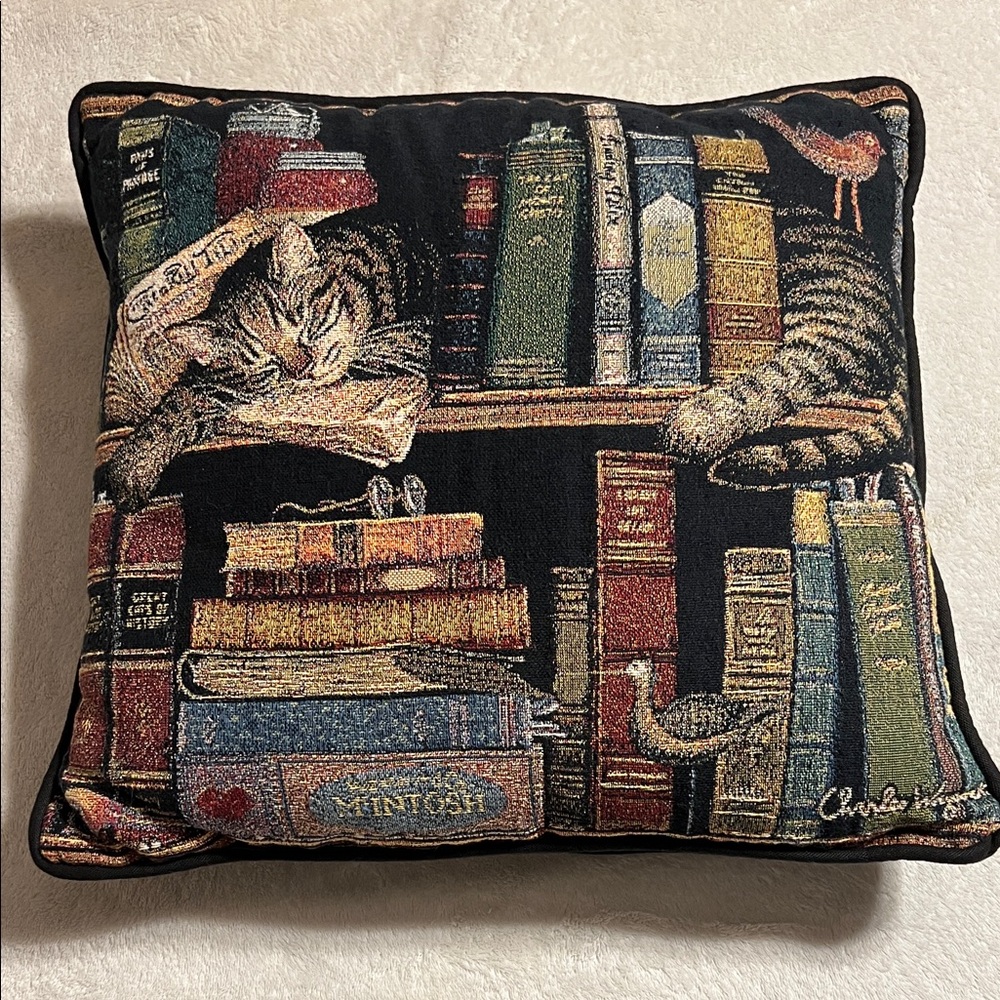Charles Wysocki. Max in the Stacks. Woven Tapestry Pillow. NWOT. 16x16”